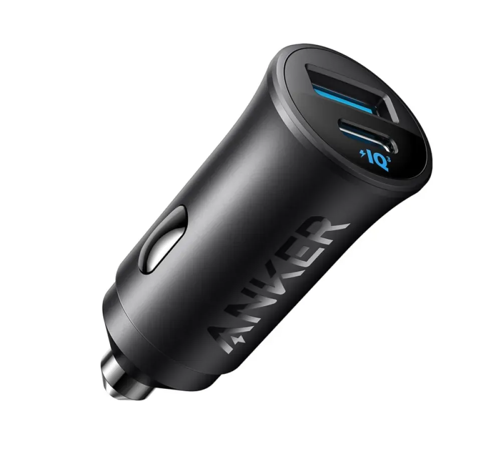 Ultra compaxt dual port car charger 30w